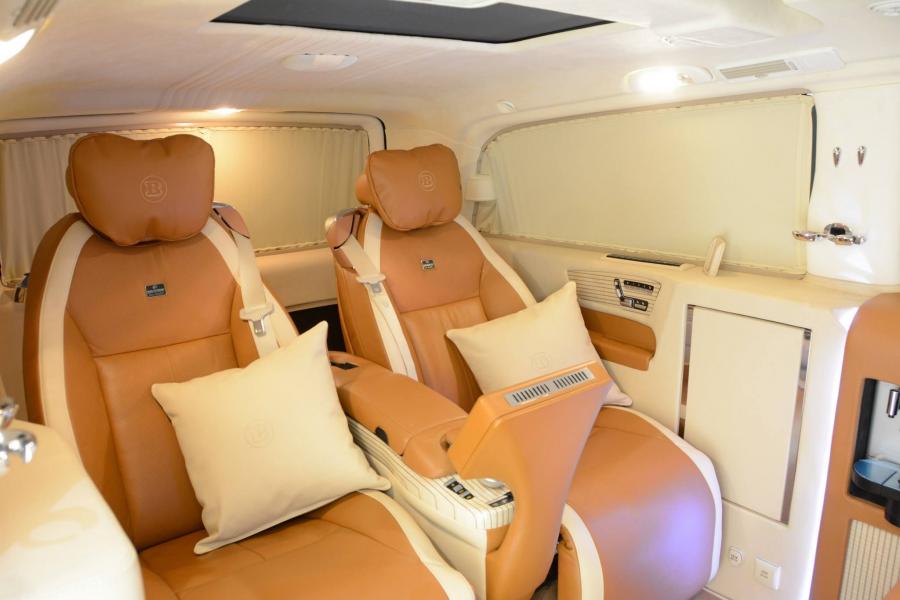  Mercedes-Benz Viano iBusiness by Brabus 2015 года  (фото 27 из 31)